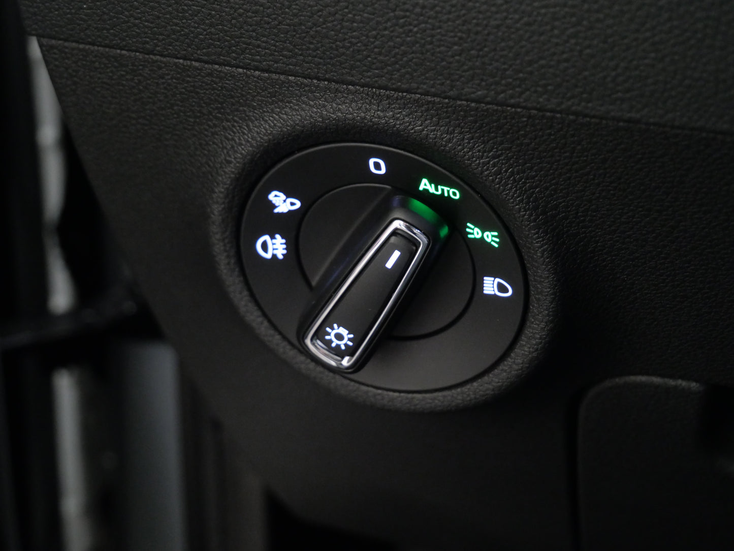 Škoda Karoq 1.5 TSI 110 kW Top Selection