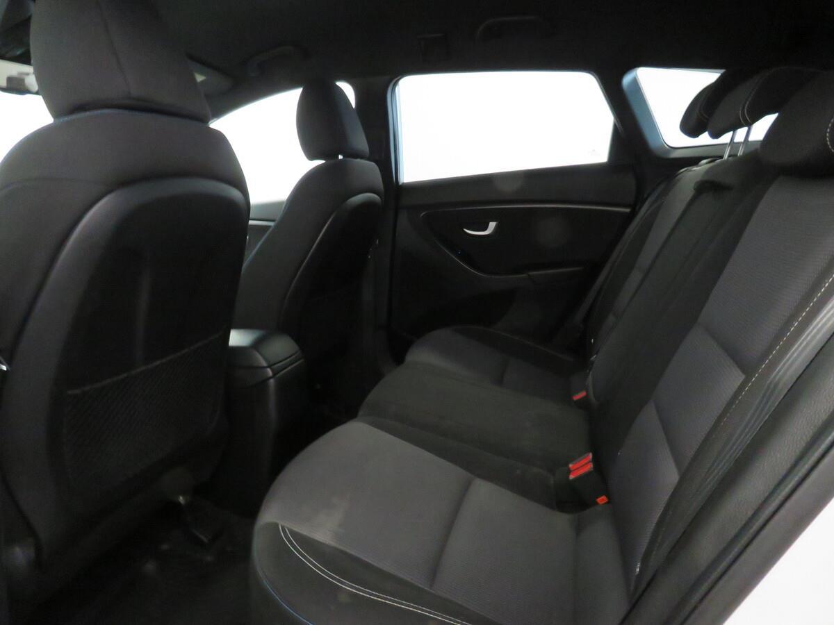 Hyundai i30 1.6 GDI 99KW Czech Edition