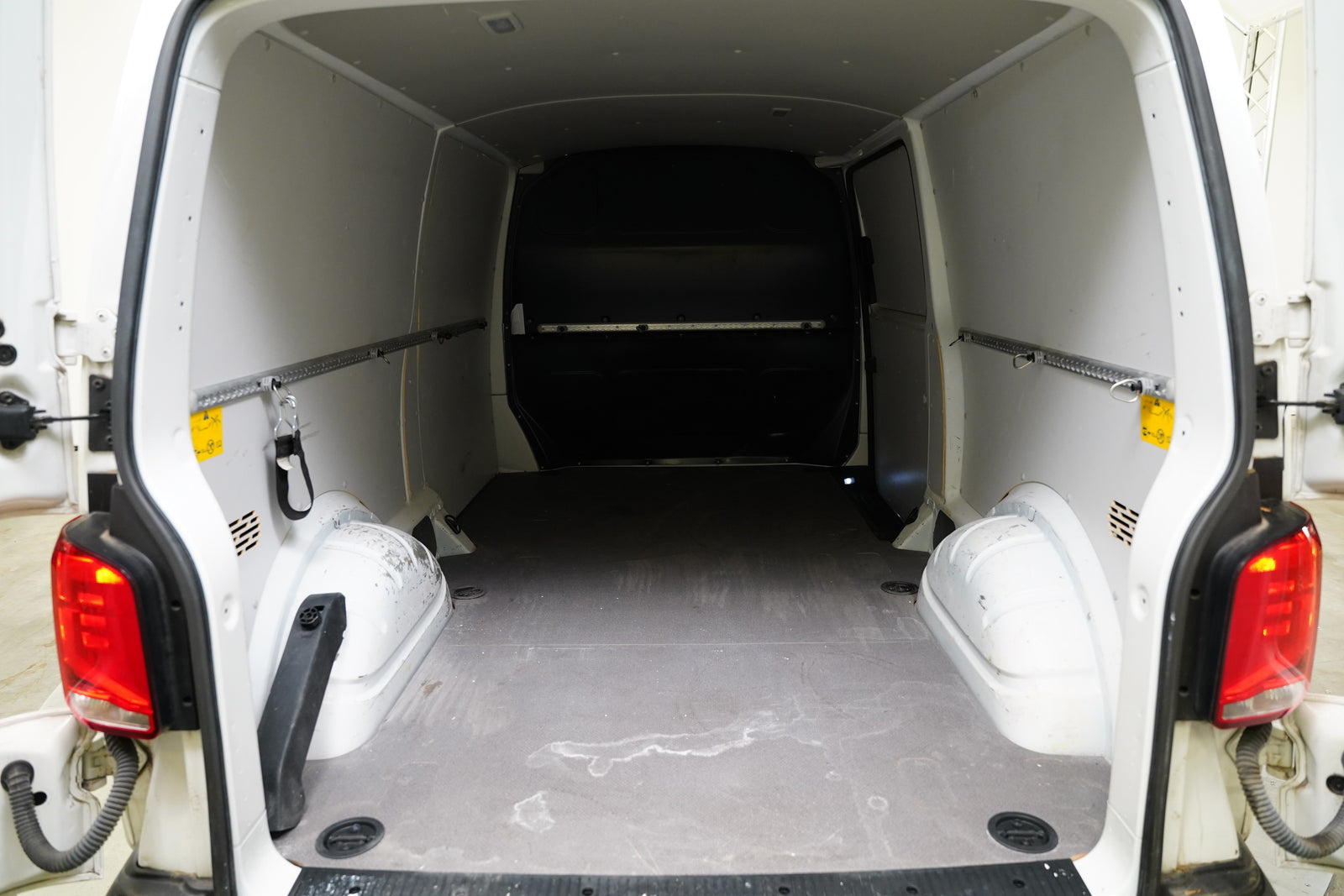 Volkswagen T6.1 2.0 TDI 110 kW – foto 20