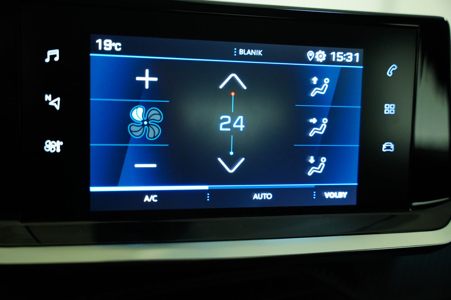 Peugeot 2008 1.2 PureTech 74 kW Active pack