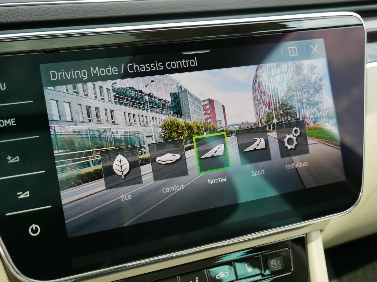 Škoda Superb 2.0 TSI 206 kW L&K