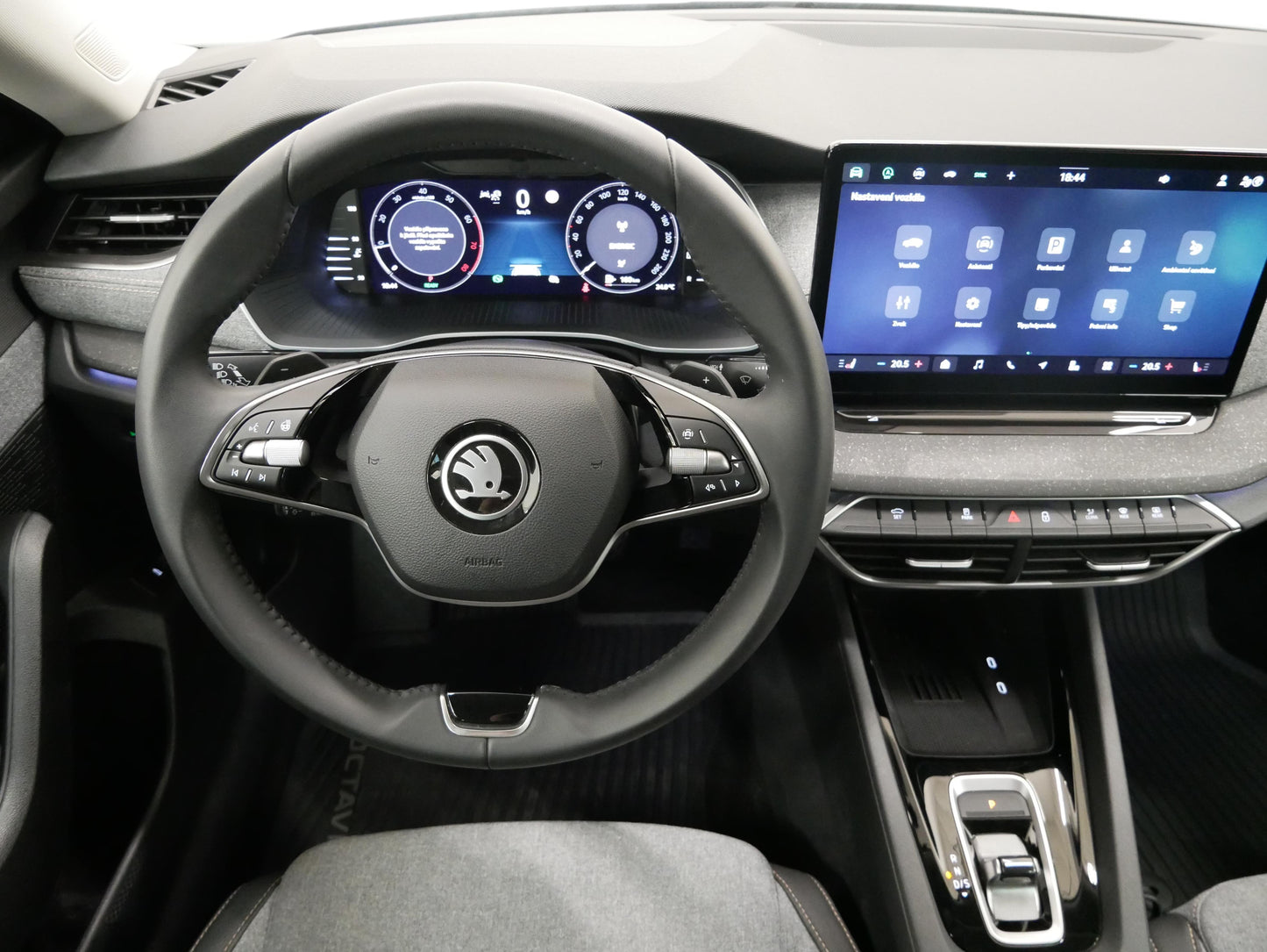 Škoda Octavia 1.5 eTSI 110 kW Top Selection