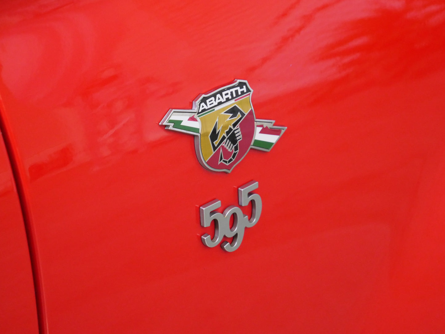 Unknown 595 1.4 T-Jet Turbo 107 kW