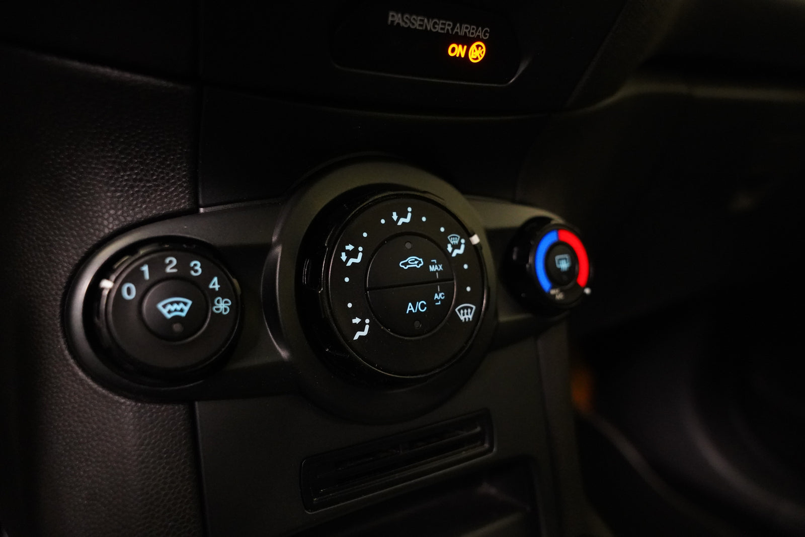 Ford Fiesta 1.0 EcoBoost 74 kW Trend – foto 20