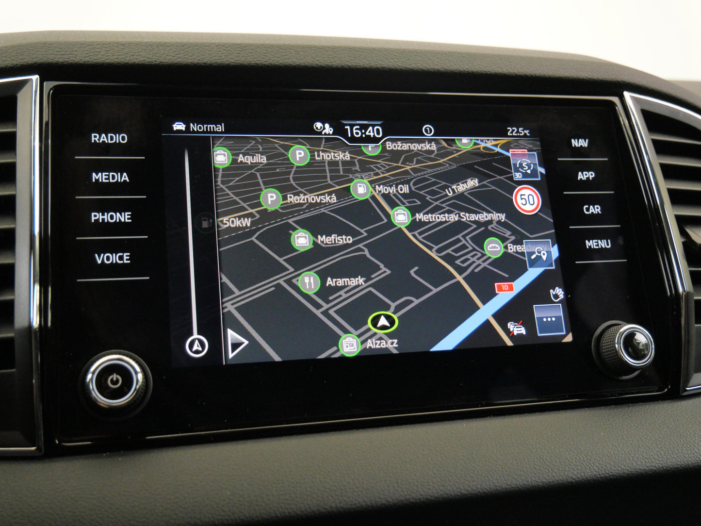 Škoda Karoq 1.5 TSI 110 kW Top Selection