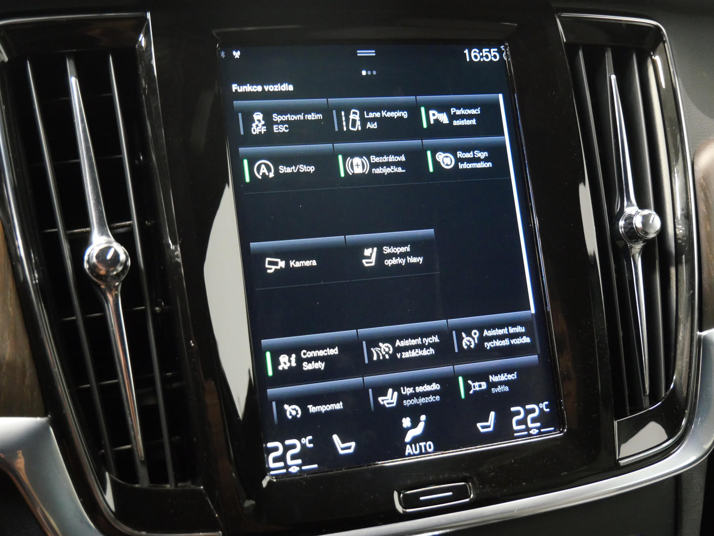 Volvo V90 2.0 B5 173 kW Cross Country