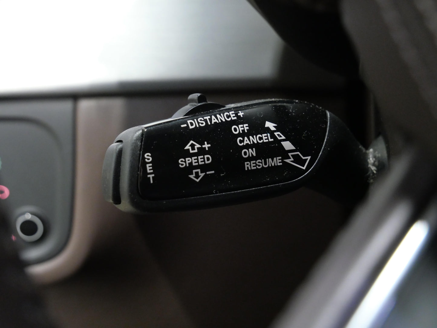 Audi A8 4.2 FSI V8 273 kW