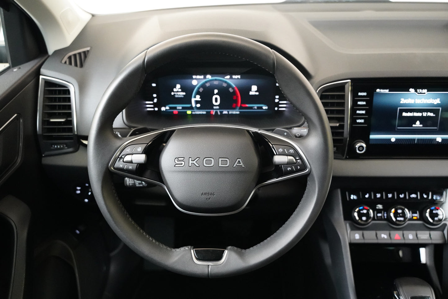 Škoda Karoq 1.5 TSI 110 kW Top Selection