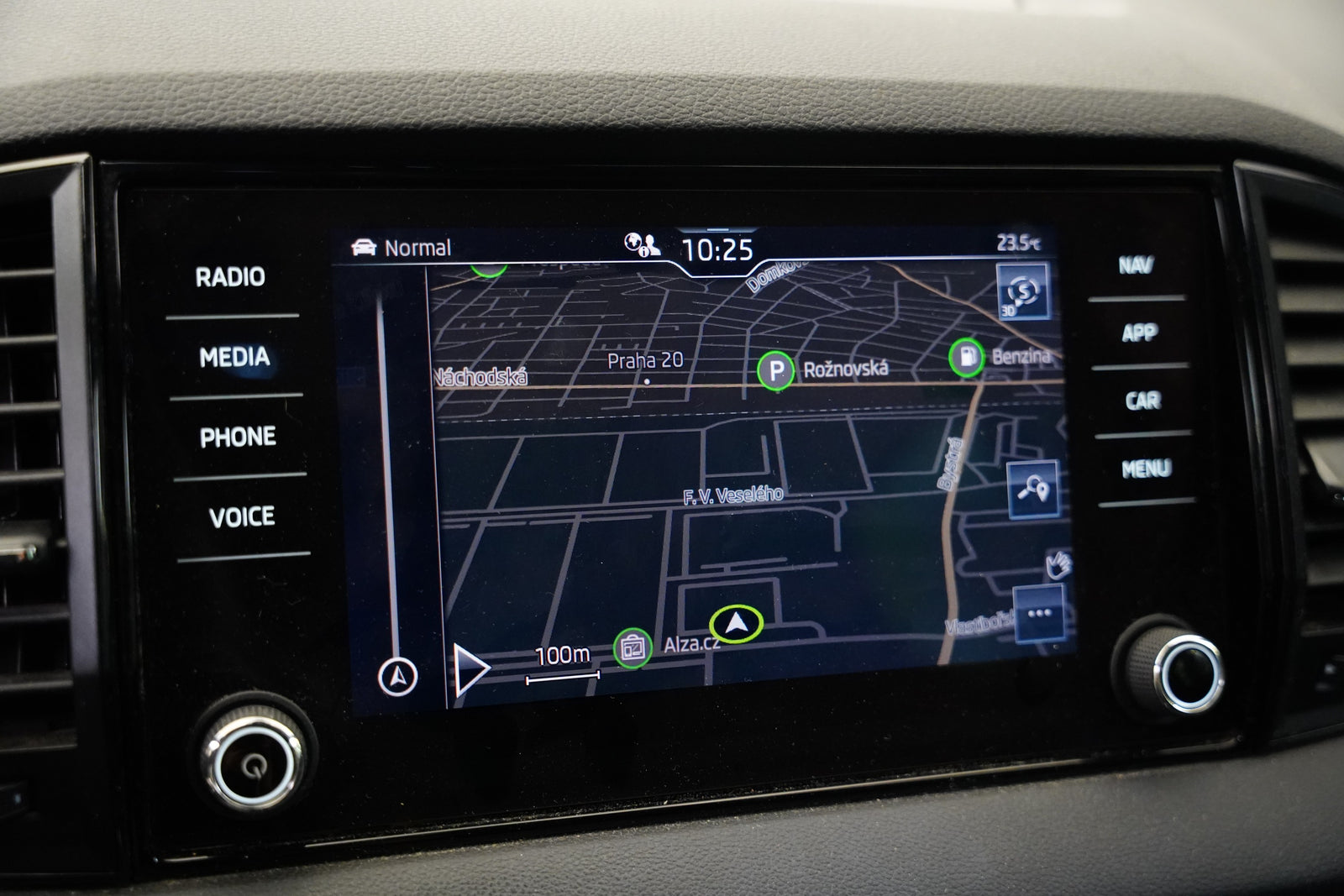 Škoda Karoq 2.0 TDI 140 kW 4x4 Sportline – foto 21