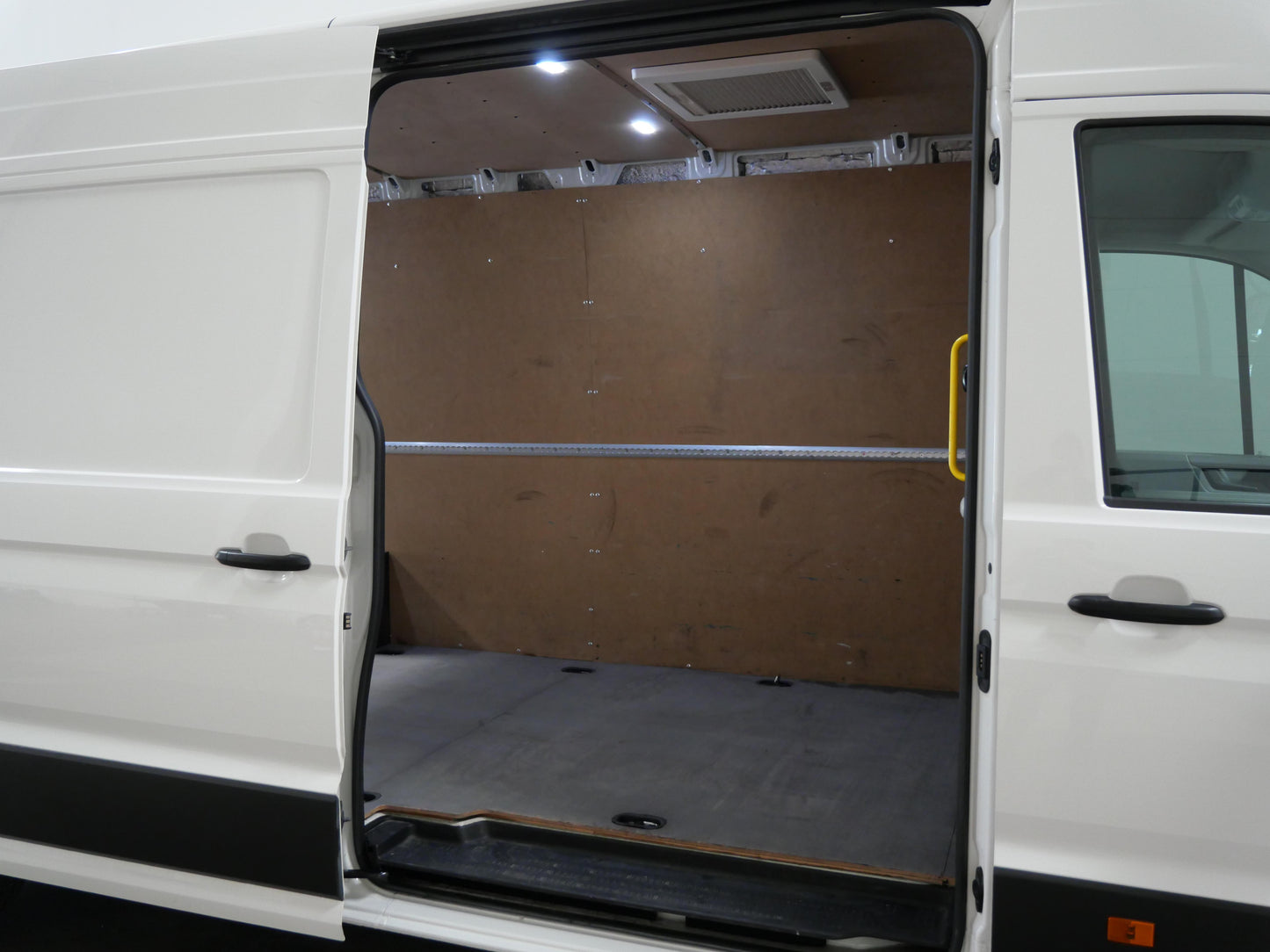 Volkswagen Crafter 2.0 TDI 103 kW L3H2
