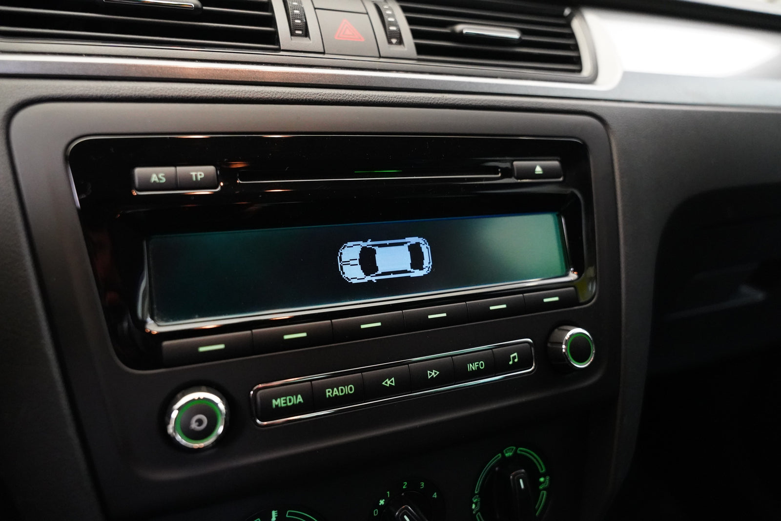 Škoda Rapid 1.2 TSI 63 kW Ambition – foto 20