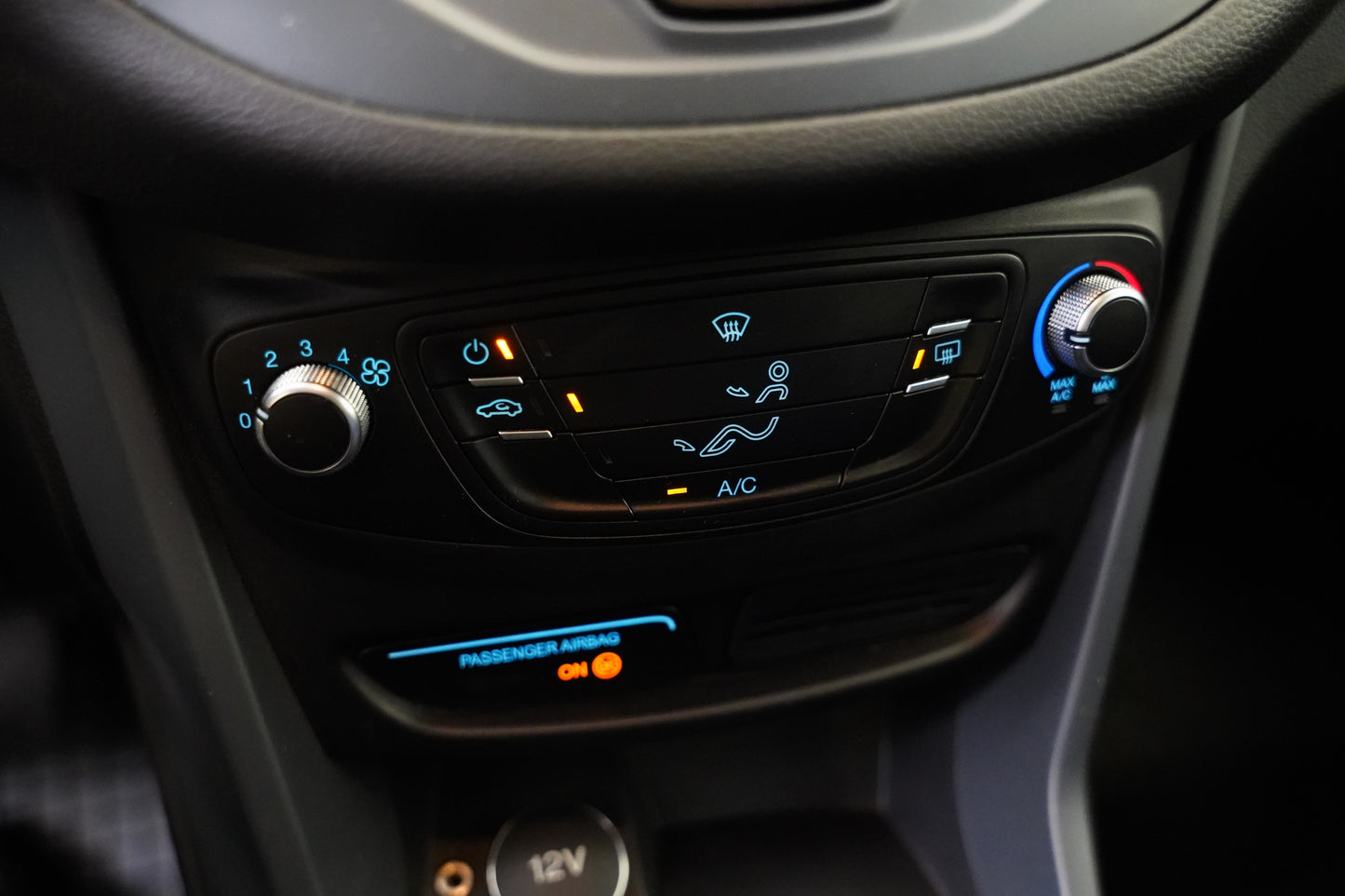 Ford B-MAX 1.4 16V 66 kW Duratec