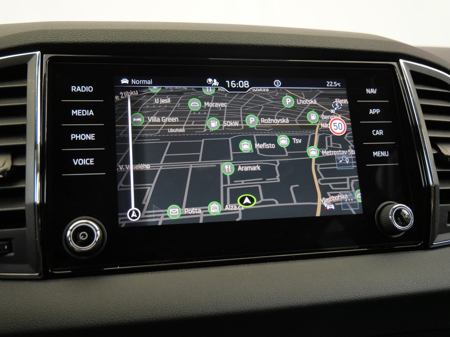 Škoda Karoq 1.5 TSI 110 kW Top Selection