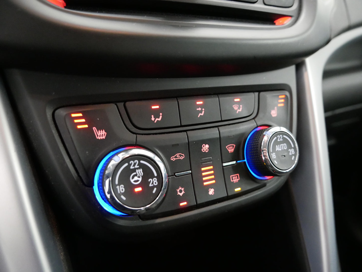 Opel Zafira 1.4 Turbo Edition 103 kW
