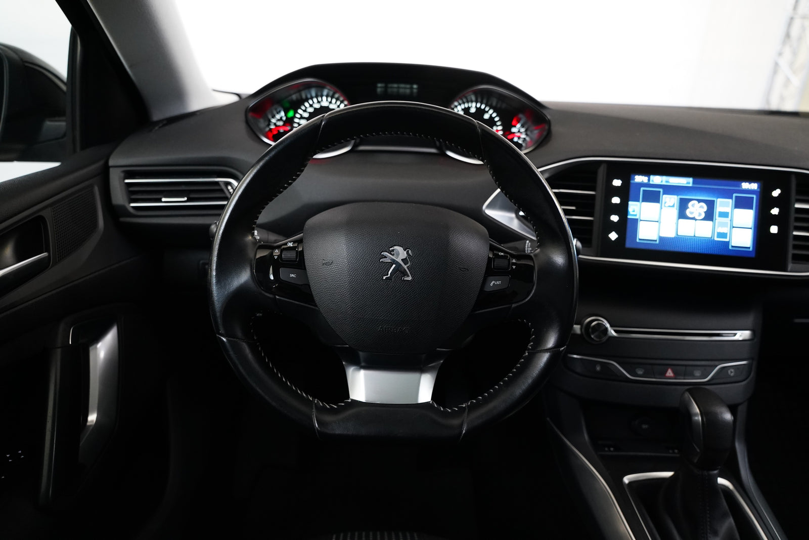 Peugeot 308 2.0 Blue-HDi 110 kW Allure – foto 20