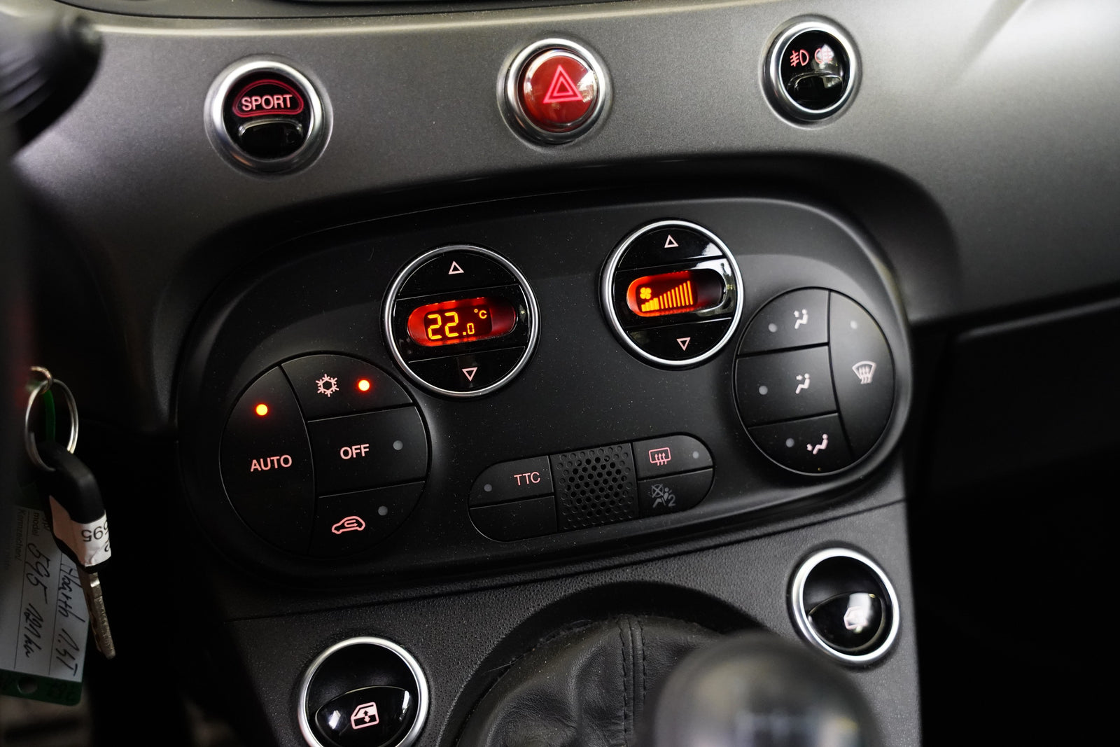 Abarth 595 1.4 Turbo 121 kW Turismo – foto 20