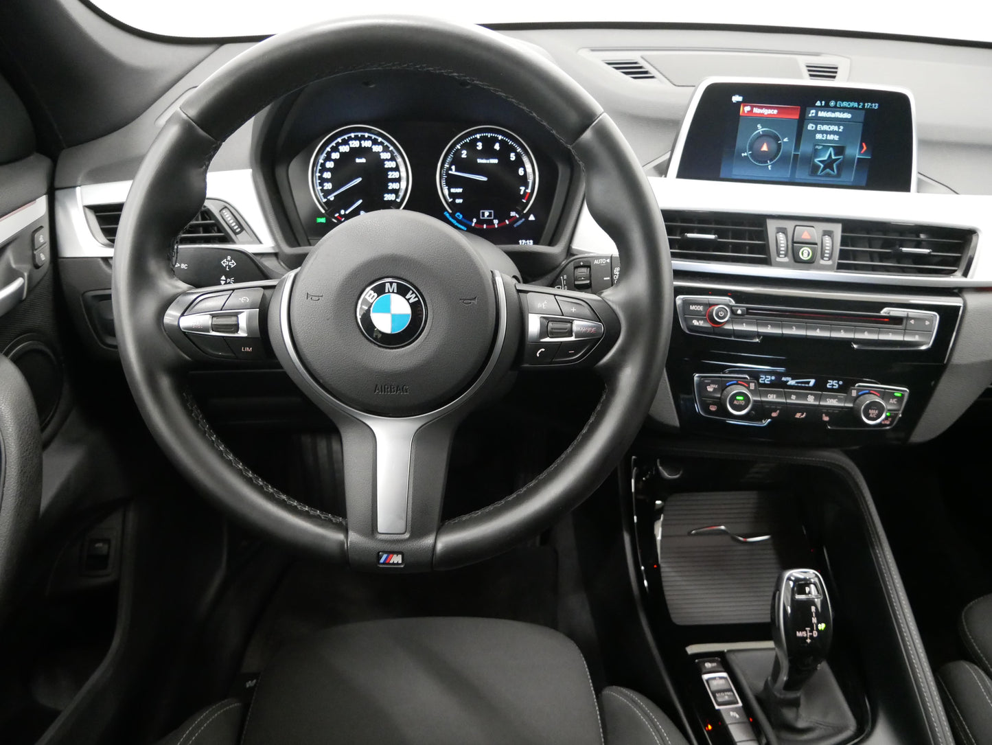 BMW X1 20i 141 kW sDrive Sport Line