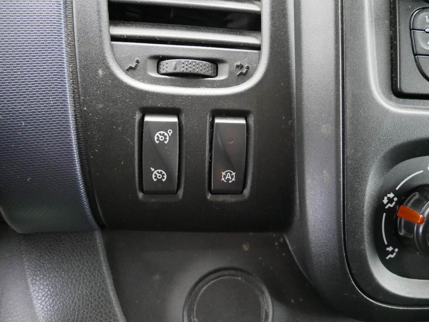Opel Vivaro 1.6 CDTI 92 kW 6 míst