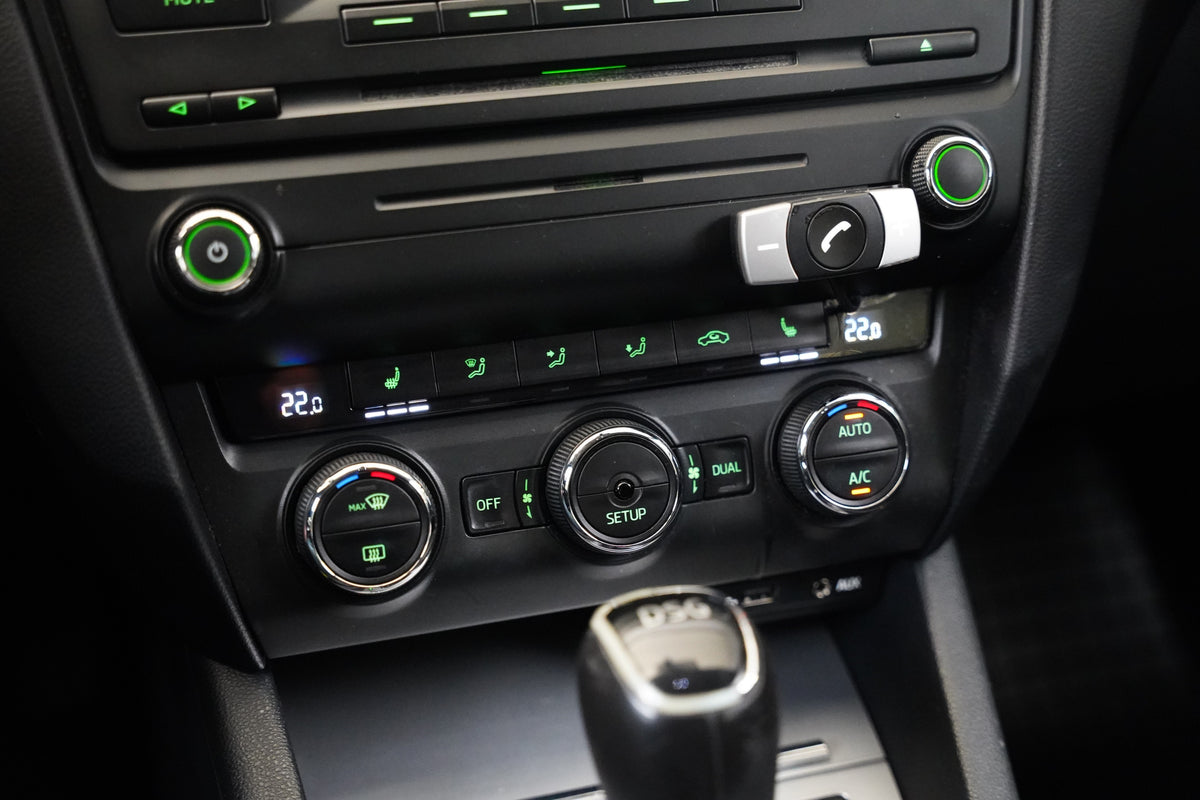 Škoda Octavia 1.6 TDI DSG Elegance – foto 20