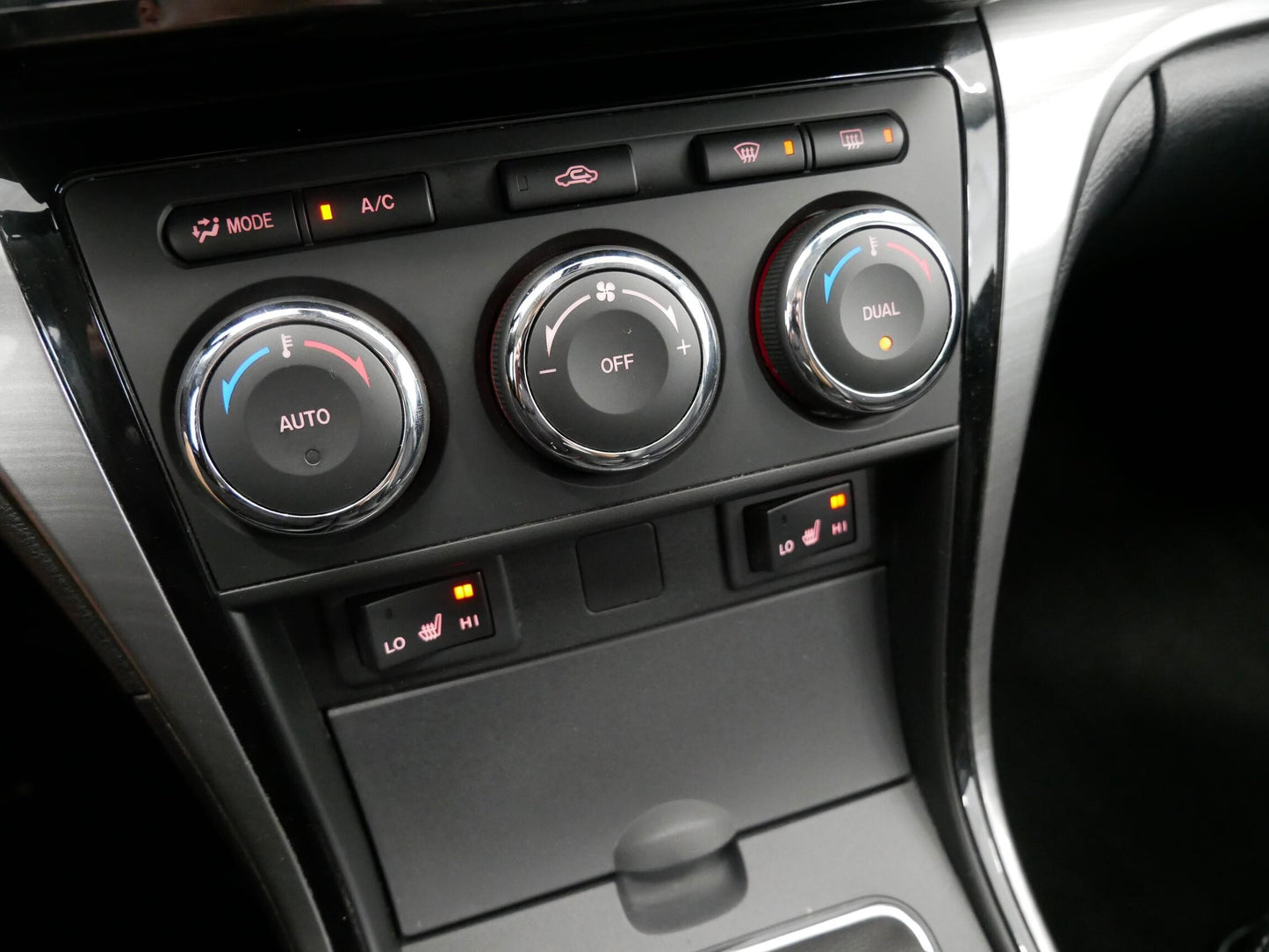 Mazda 6 2.0i Sports-line