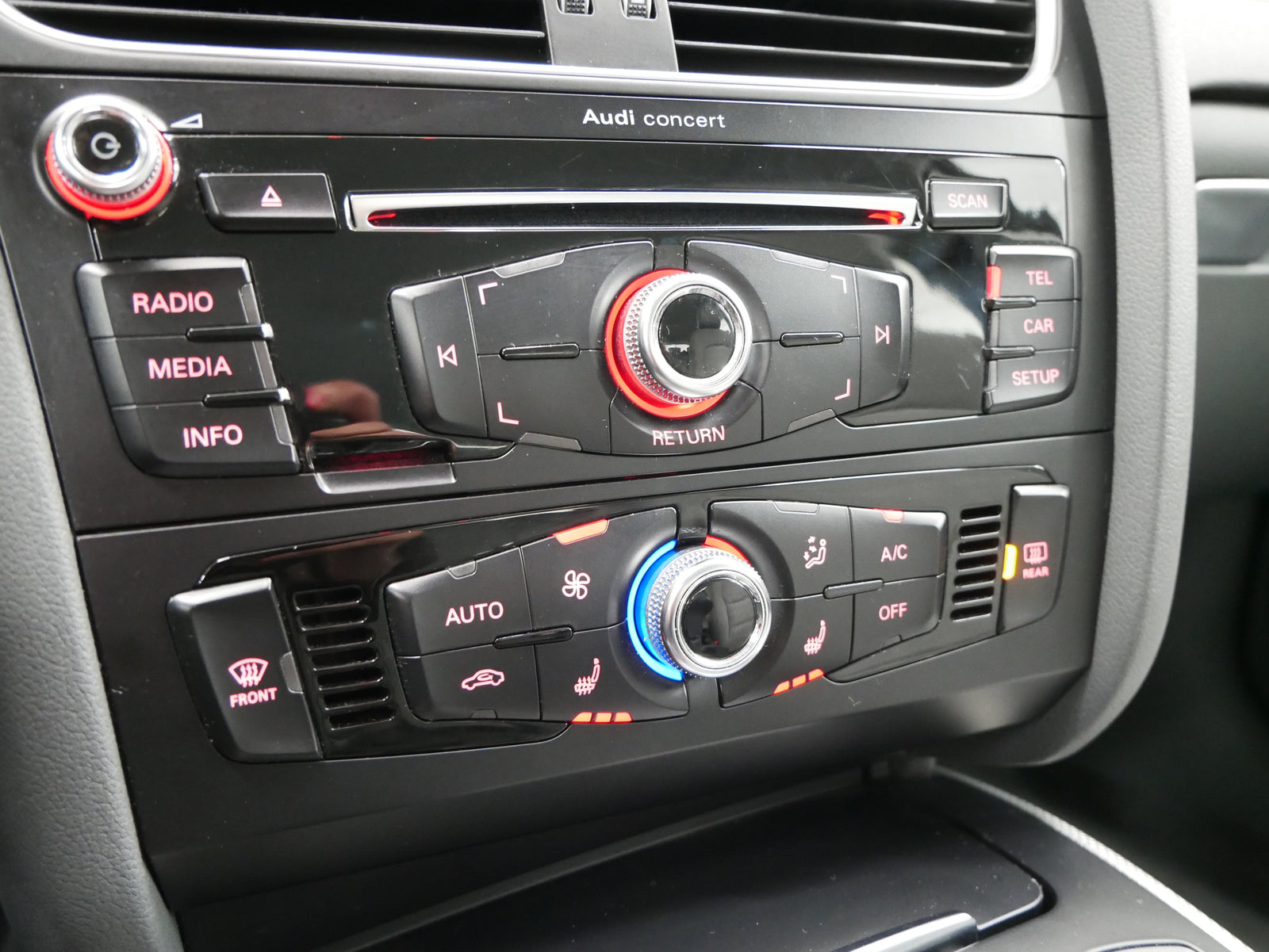 Audi A4 2.0 TDI 130kW quattro Ambition – foto 21