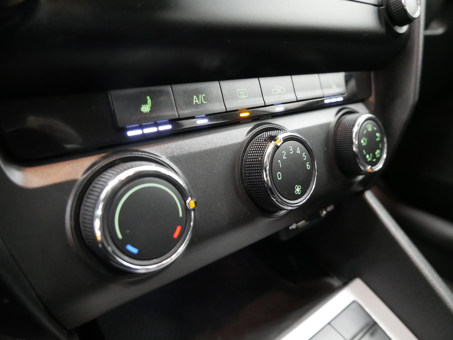 Škoda Octavia 1.6 TDI 77 kW Ambition Plus