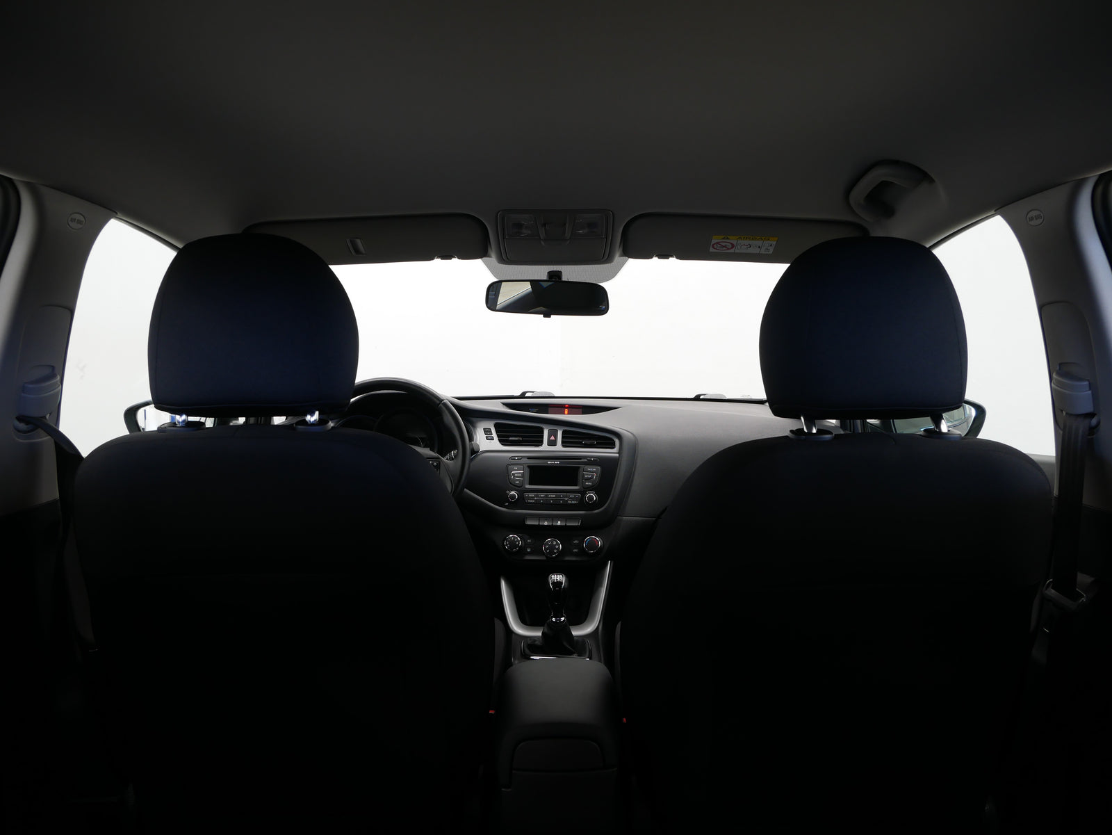 Kia Ceed 1.4i 74 kW Comfort – foto 21
