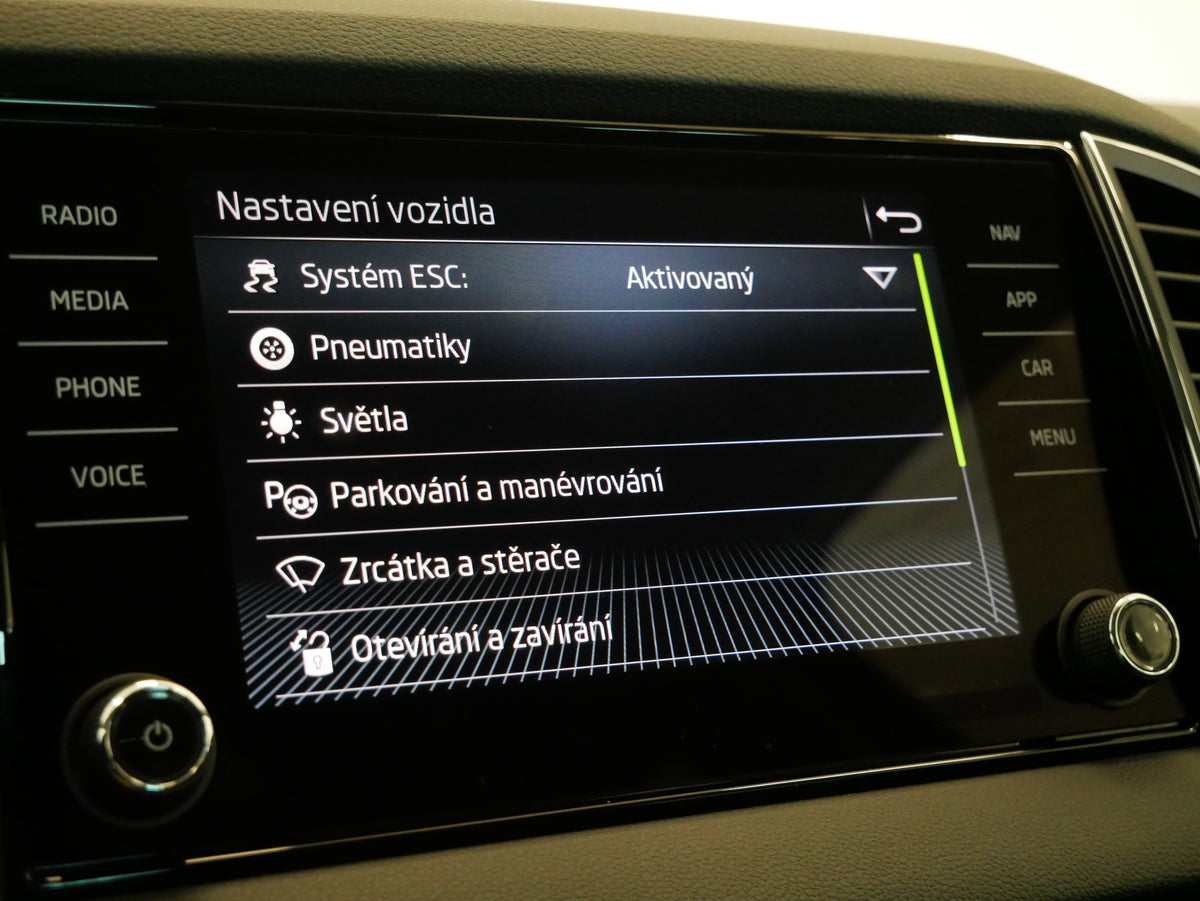 Škoda Karoq 2.0 TDI 110 kW 4x4 DSG Style – foto 21