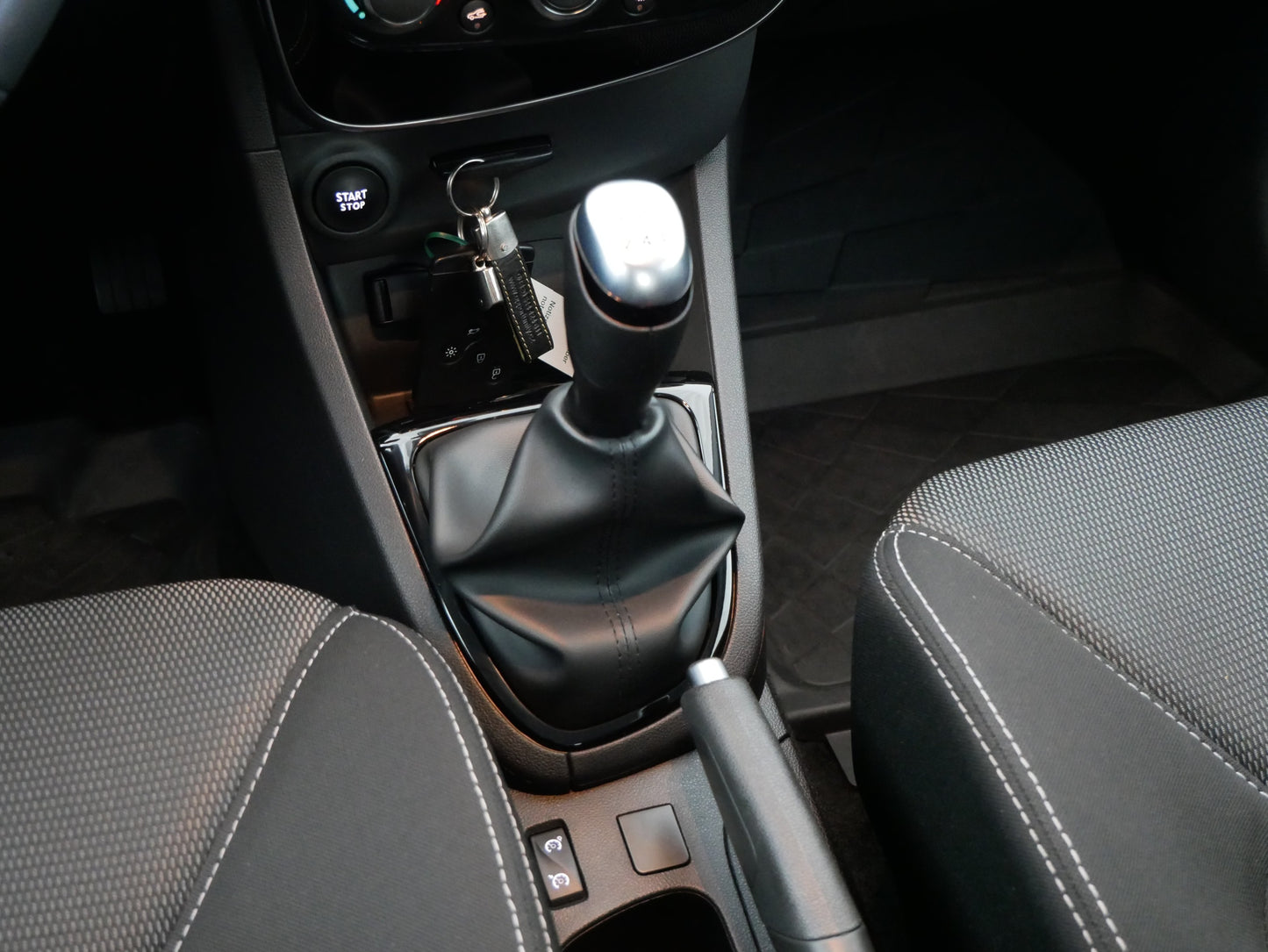 Renault Clio 0.9i 56 kW