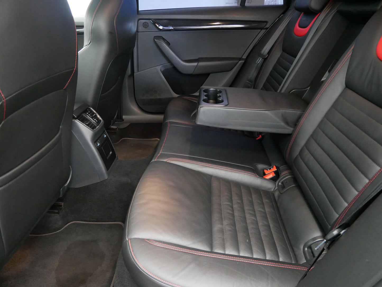 ŠKODA Octavia RS 2.0 TDI 135 kW