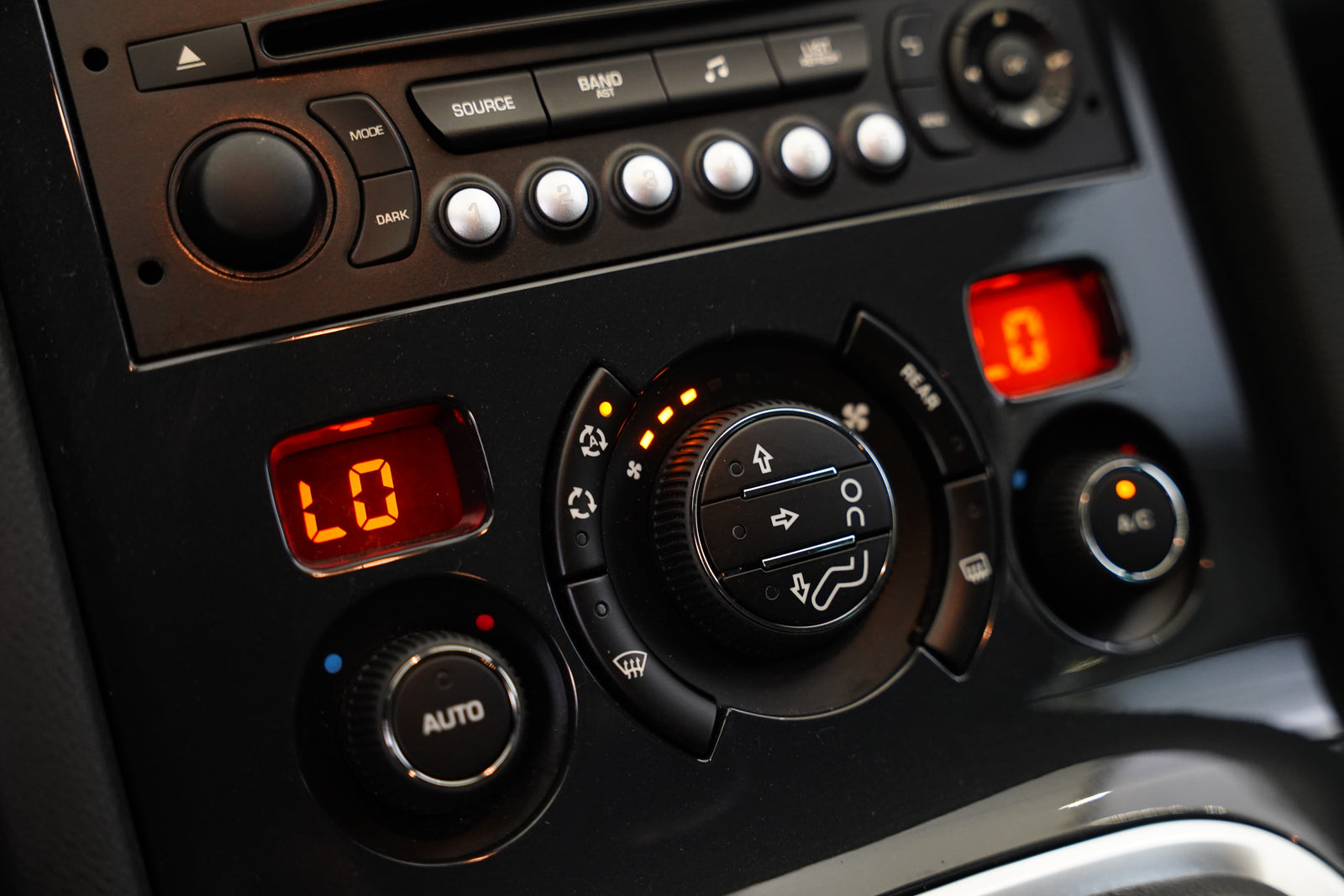 Peugeot 5008 1.6 i 88 kW Active – foto 21