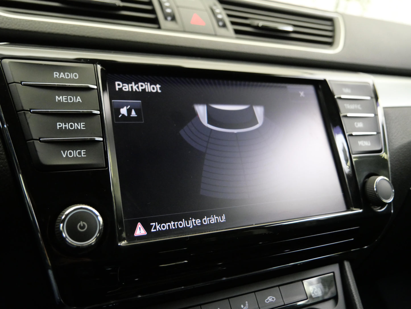 Škoda Superb 2.0 TDI 140kW DSG 4x4 Ambition