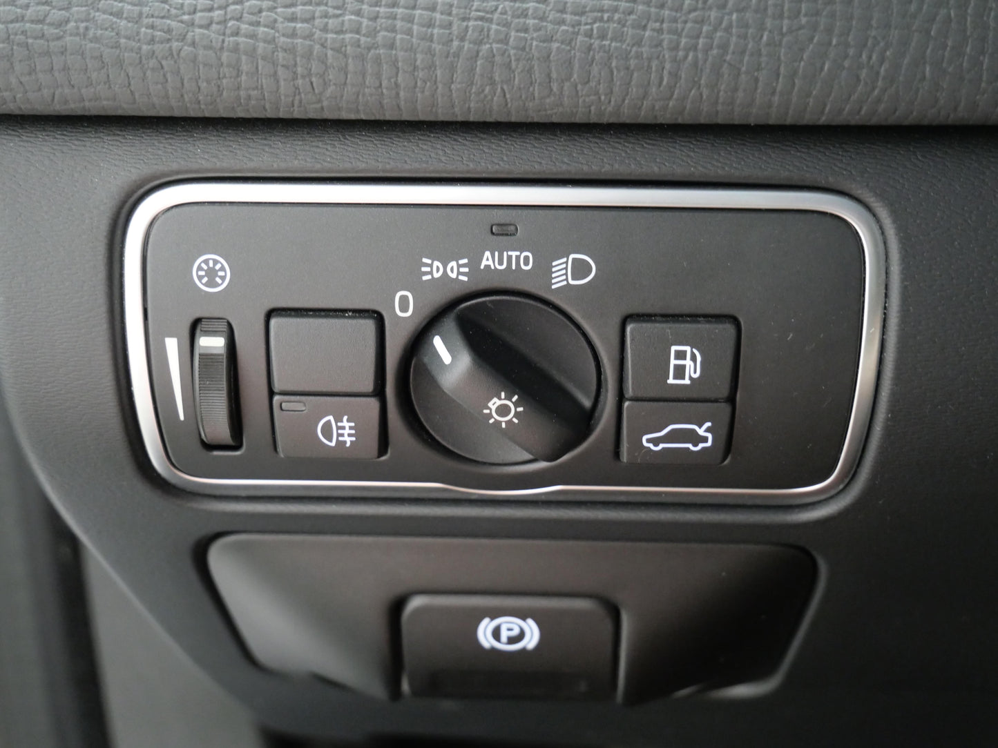 Volvo XC60 2.4 D 140 kW Momentum