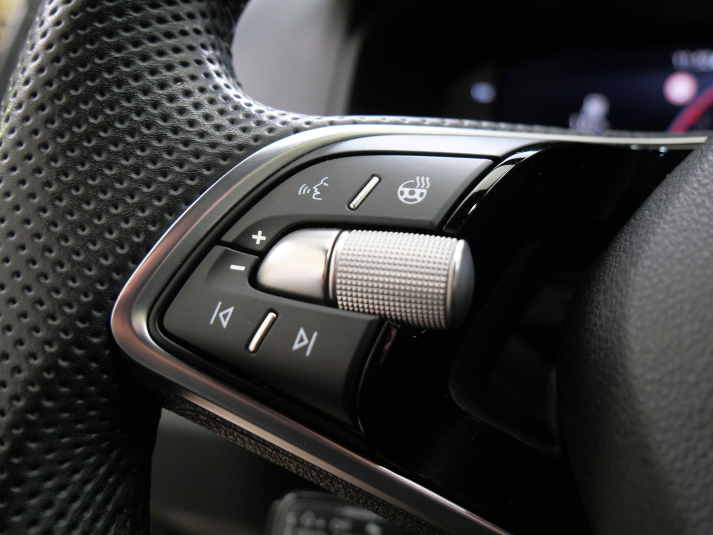 Škoda Karoq 1.5 TSI 110 kW DSG Sportline