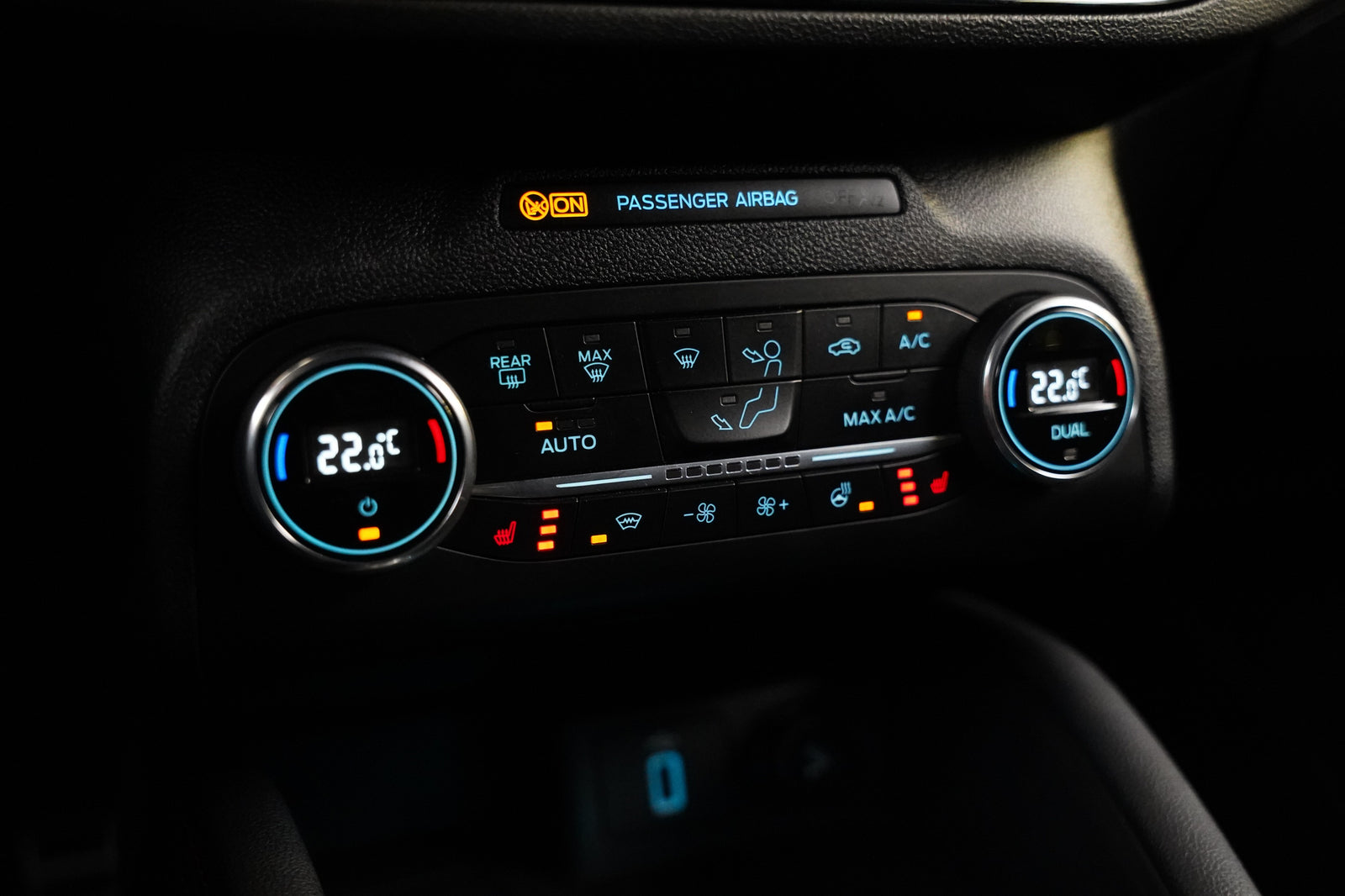 Ford Focus 2.0 TDCi 110 kW ST-Line – foto 21