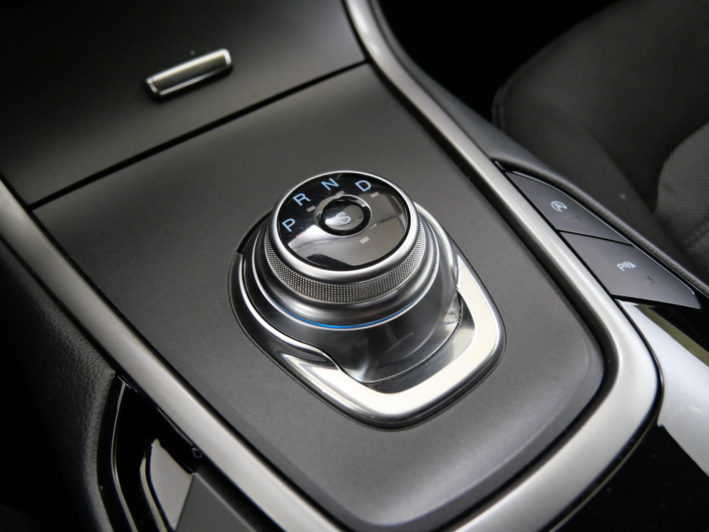 Ford S-MAX 2.0 TDCi 140 kW Trend