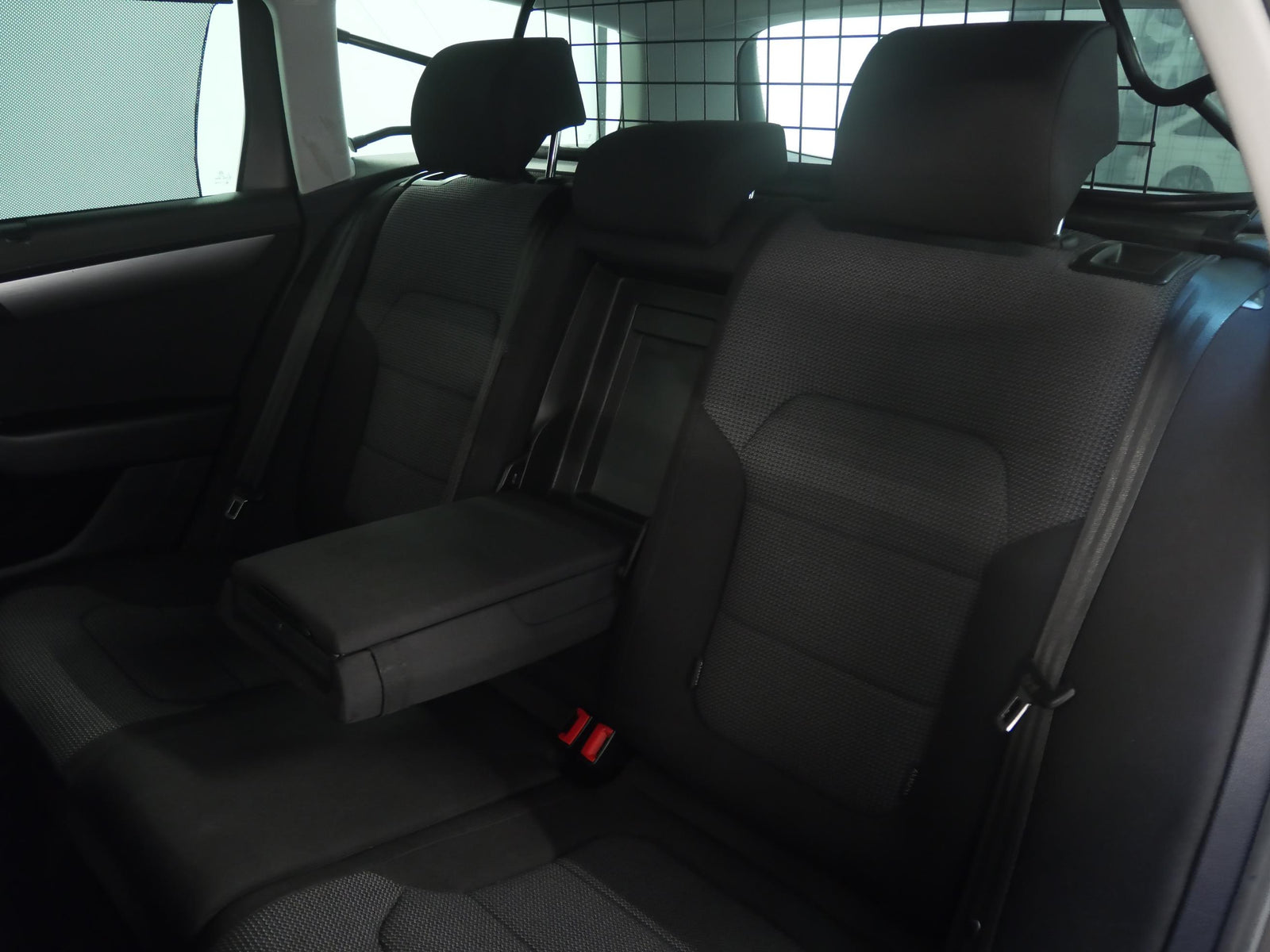 Volkswagen Passat 2.0 TDI 103 kW Comfortline – foto 24