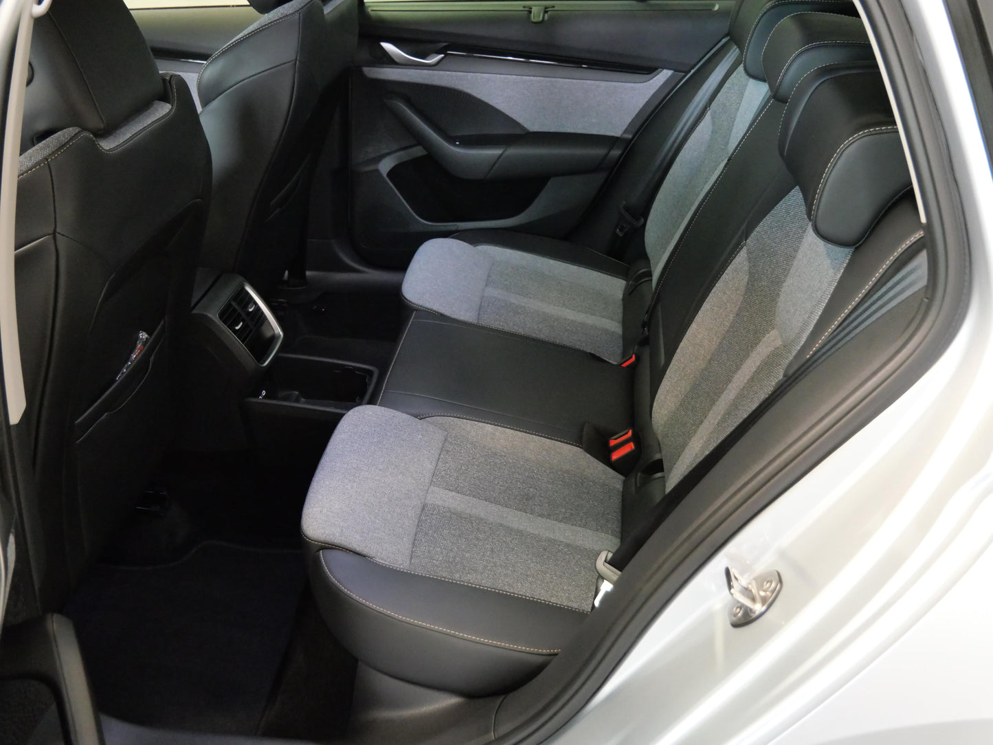 Škoda Octavia 1.5 eTSI 110 kW DSG Selection