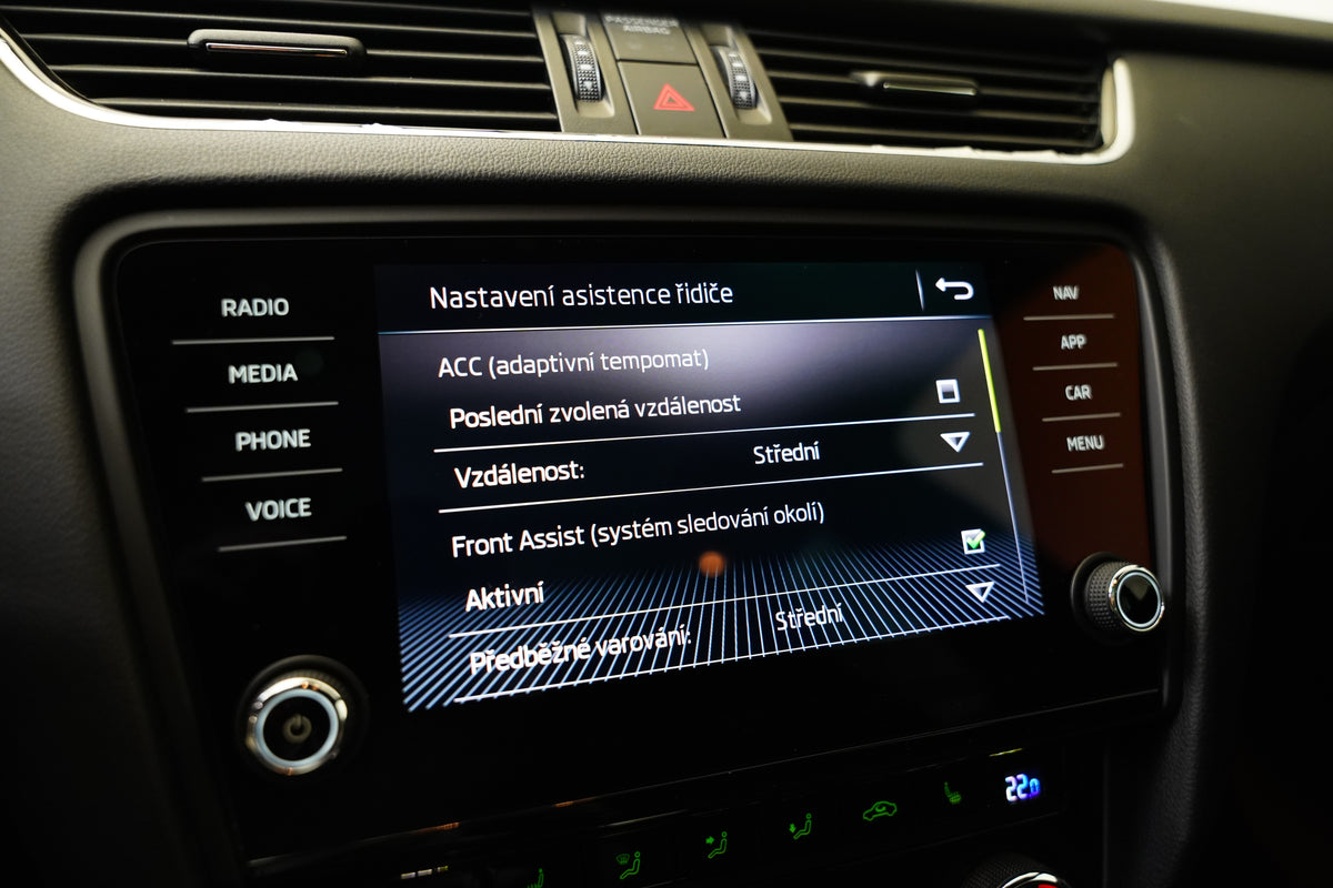 Škoda Octavia 2.0 TDI 135 kW DSG RS