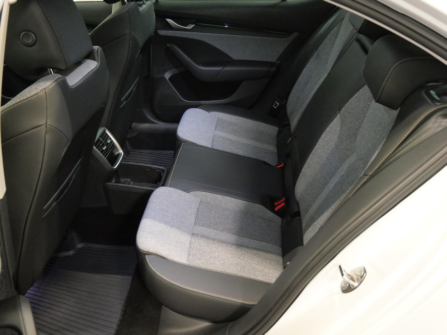 Škoda Octavia 1.5 eTSI 110 kW Top Selection – foto 21