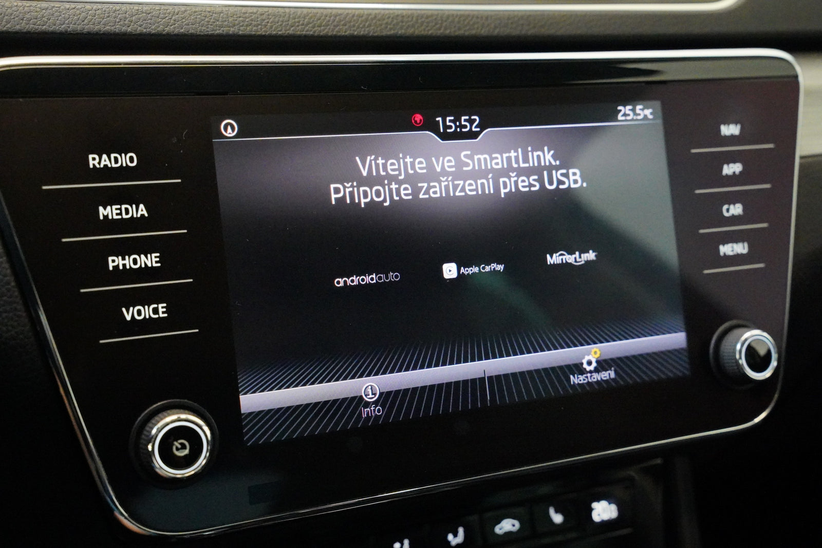 Škoda Superb 2.0 TDI 140 kW DSG Style Plus – foto 21