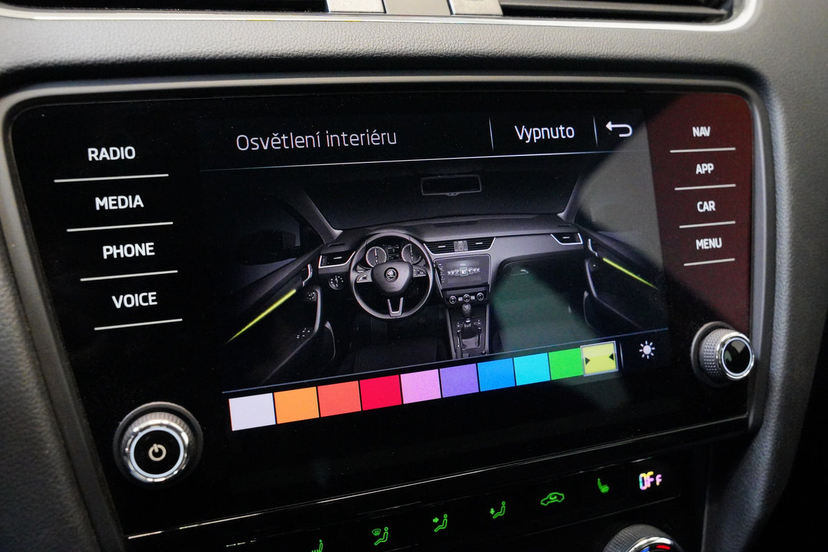 Škoda Octavia 2.0 TDI 110 kW Style – foto 21