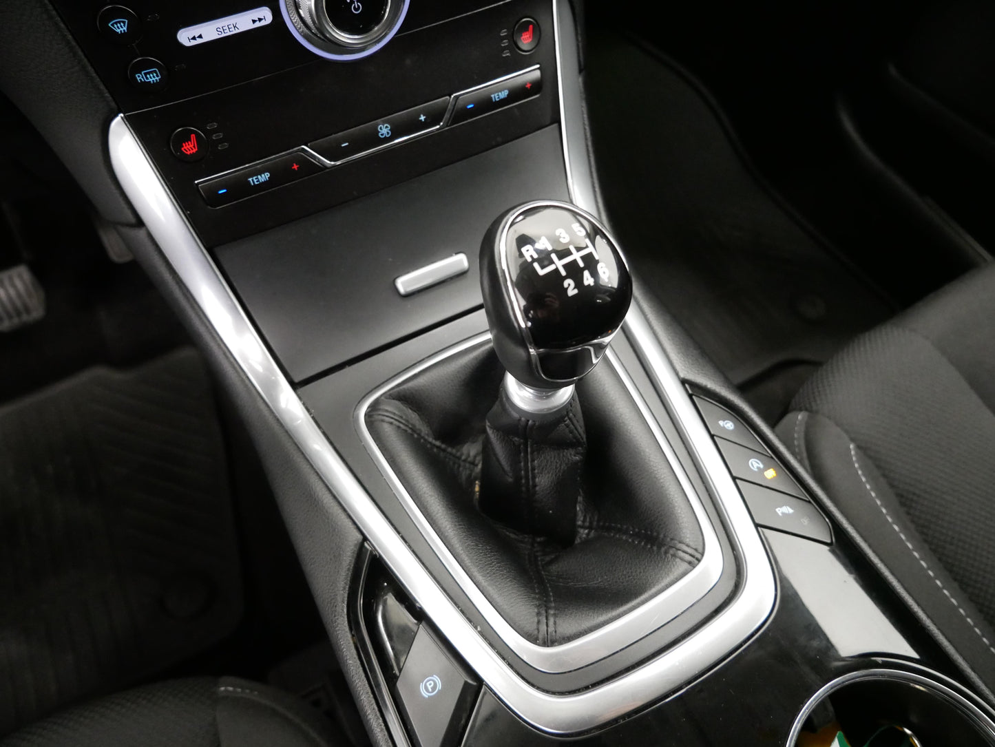 Ford S-MAX 2.0 TDCi 132 kW Titanium