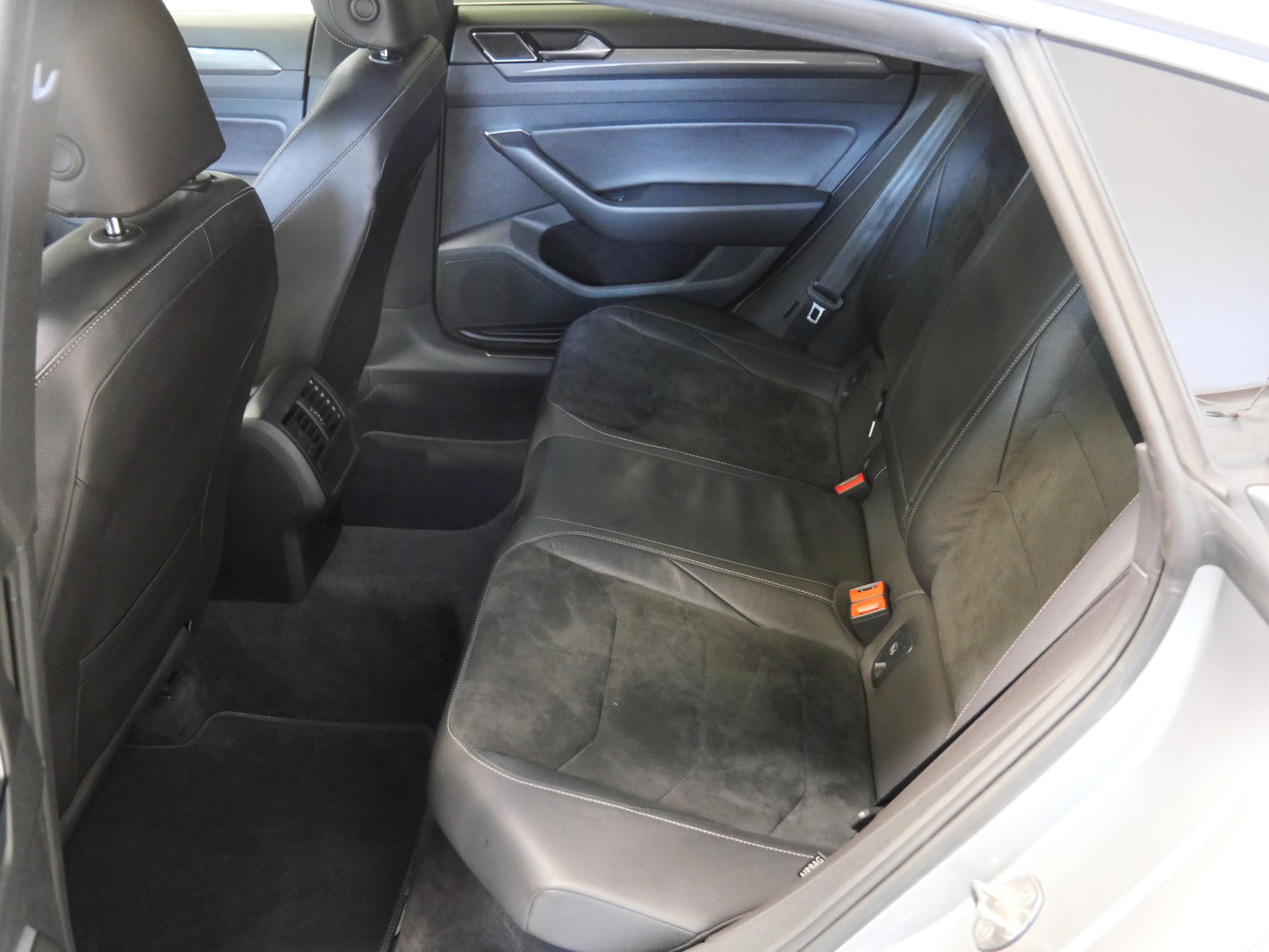 Volkswagen Arteon 2.0 TDI 110 kW DSG R-Line