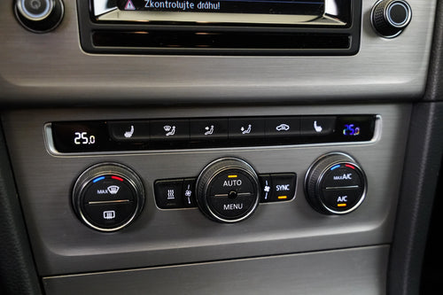 Volkswagen Golf 1.6 TDI 81 kW Comfortline – foto 21