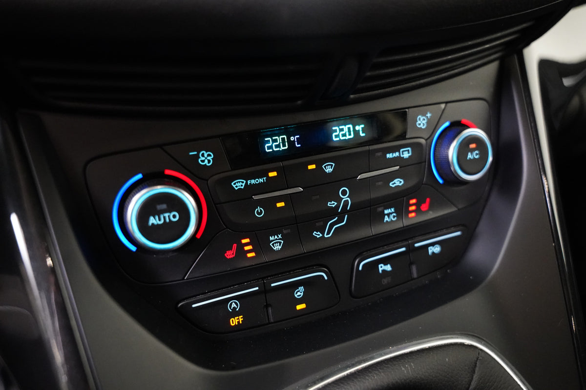Ford Kuga 1.5 EcoBoost 110 kW Titanium