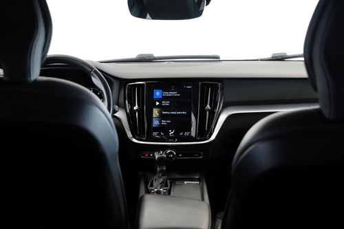 Volvo V60 D4 140 kW Momentum – foto 21