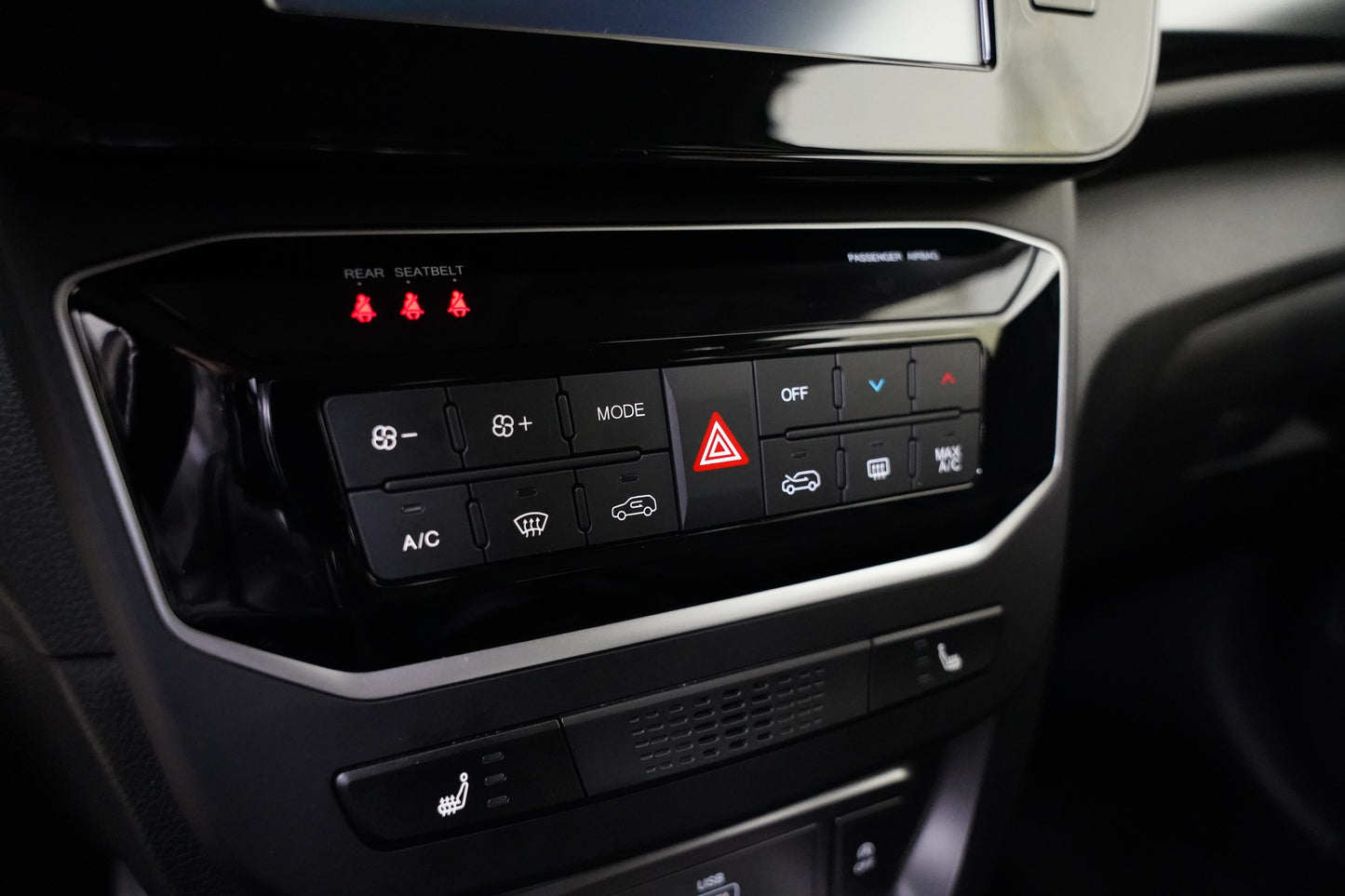 Ssang Yong Tivoli 1.5 T-GDI 120 kW Style