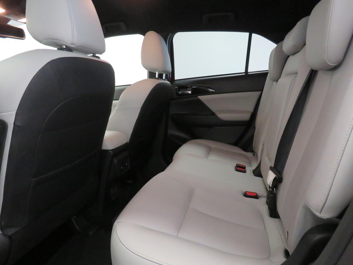 Mitsubishi Eclipse Cross 2.4 PHEV 72 kW INSTYLE