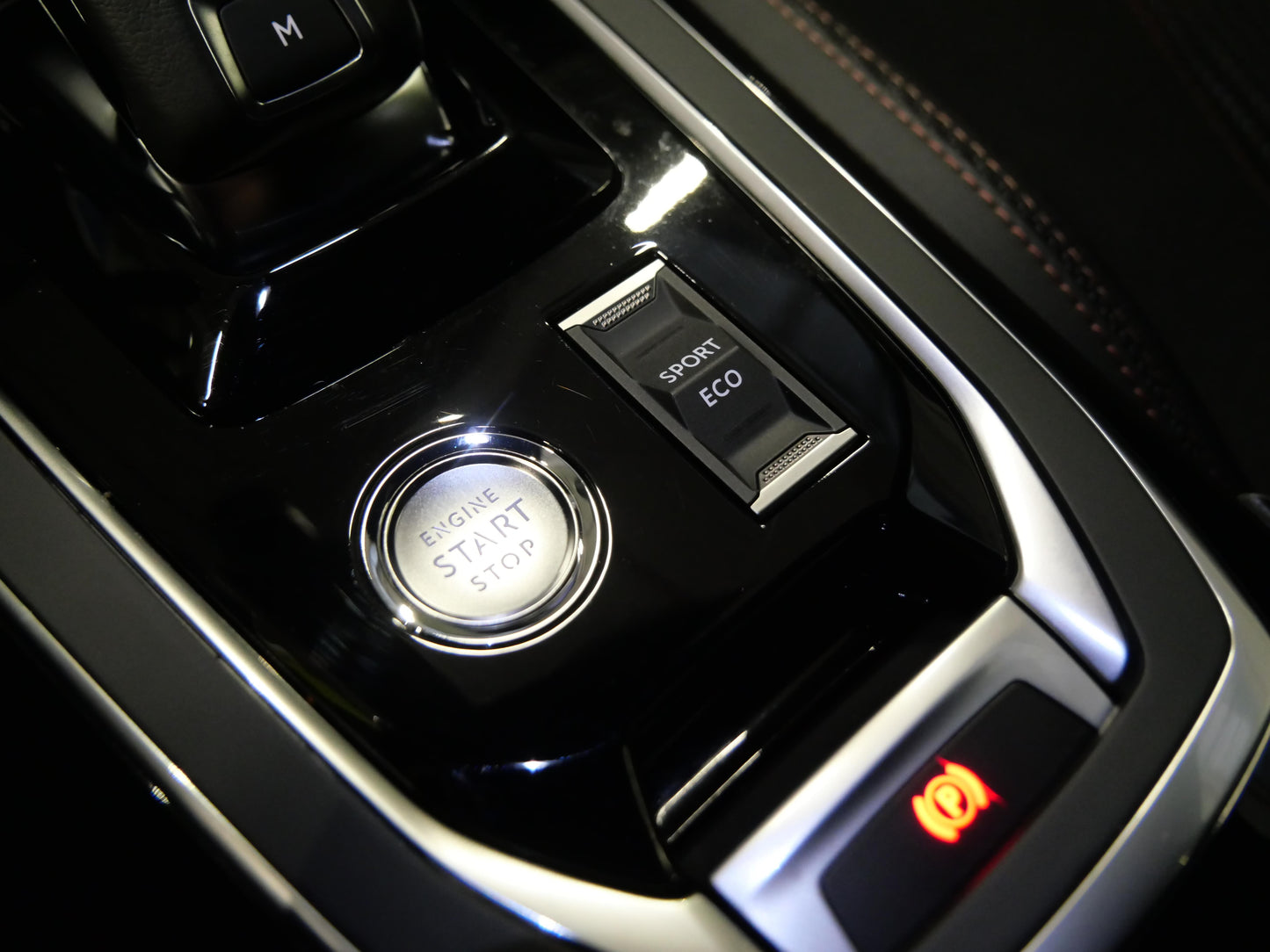 Peugeot 308 1.2 PureTech 96 kW GT LINE